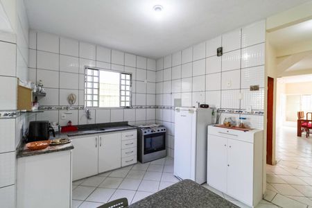 Casa à venda com 210m², 3 quartos e 3 vagas Casa à venda com 210m², 3 quartos e 3 vagasCozinha