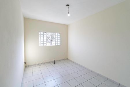 Casa à venda com 210m², 3 quartos e 3 vagas Casa à venda com 210m², 3 quartos e 3 vagasQuarto 1