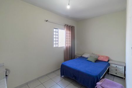 Casa à venda com 210m², 3 quartos e 3 vagas Casa à venda com 210m², 3 quartos e 3 vagasQuarto 3
