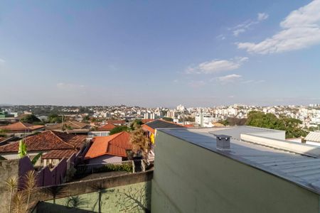 Casa à venda com 210m², 3 quartos e 3 vagas Casa à venda com 210m², 3 quartos e 3 vagasQuarto 3 - Vista