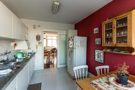 Apartamento à venda com 172m², 2 quartos e 1 vaga Apartamento à venda com 172m², 2 quartos e 1 vagaCozinha