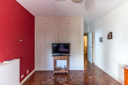Apartamento à venda com 172m², 2 quartos e 1 vaga Apartamento à venda com 172m², 2 quartos e 1 vagaSuíte