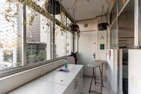 Apartamento à venda com 172m², 2 quartos e 1 vaga Apartamento à venda com 172m², 2 quartos e 1 vagaÁrea de Serviço