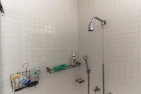Apartamento à venda com 172m², 2 quartos e 1 vaga Apartamento à venda com 172m², 2 quartos e 1 vagaBanheiro da Suíte