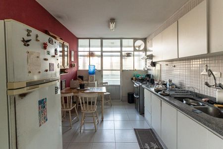Apartamento à venda com 172m², 2 quartos e 1 vaga Apartamento à venda com 172m², 2 quartos e 1 vagaCozinha
