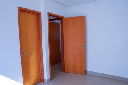 Casa de condomínio para alugar com 154m², 3 quartos e 2 vagasSuíte 2