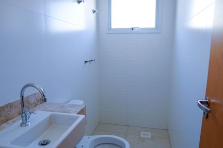 Casa de condomínio para alugar com 154m², 3 quartos e 2 vagasBanheiro Suíte 2