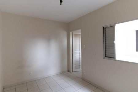 Casa à venda com 150m², 3 quartos e 2 vagas Casa à venda com 150m², 3 quartos e 2 vagasSuíte