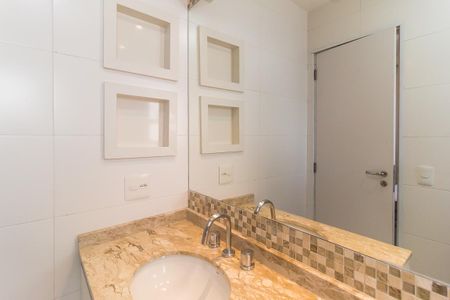 Apartamento para alugar com 86m², 3 quartos e 2 vagas Apartamento para alugar com 86m², 3 quartos e 2 vagasBanheiro da Suíte