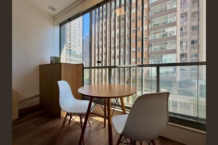 Studio para alugar com 30m², 1 quarto e sem vaga Studio para alugar com 30m², 1 quarto e sem vagaStudio