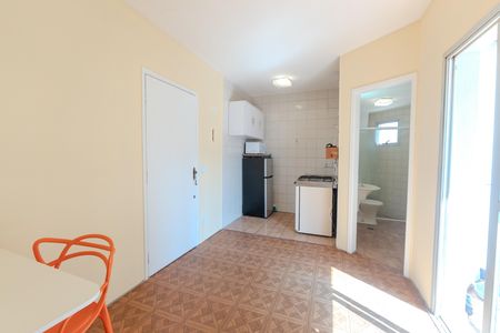 Apartamento à venda com 30m², 1 quarto e 1 vaga Apartamento à venda com 30m², 1 quarto e 1 vagaSala