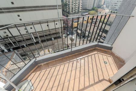 Apartamento à venda com 30m², 1 quarto e 1 vaga Apartamento à venda com 30m², 1 quarto e 1 vagaSacada