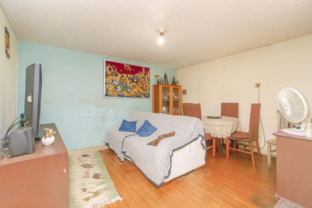 Casa à venda com 495m², 2 quartos e 5 vagasSala