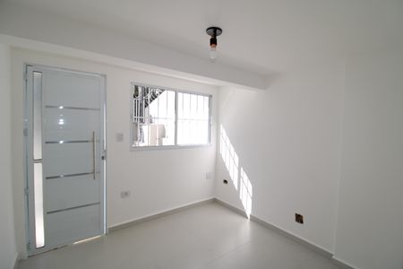 Casa para alugar com 157m², 3 quartos e 2 vagasSala