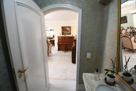 Apartamento à venda com 221m², 5 quartos e 2 vagasLavabo