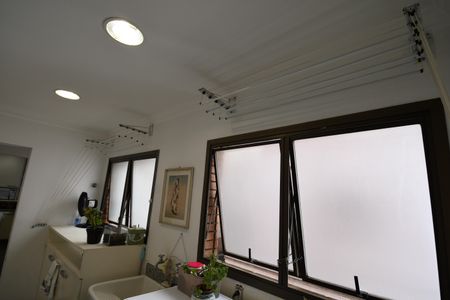 Apartamento à venda com 221m², 5 quartos e 2 vagasÁrea de Serviço