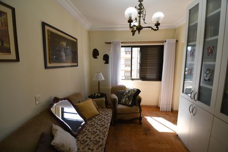 Apartamento à venda com 221m², 5 quartos e 2 vagasSuíte 1