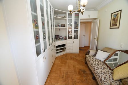 Apartamento à venda com 221m², 5 quartos e 2 vagasSuíte 1