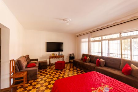 Casa à venda com 150m², 3 quartos e 1 vaga Casa à venda com 150m², 3 quartos e 1 vagaSala