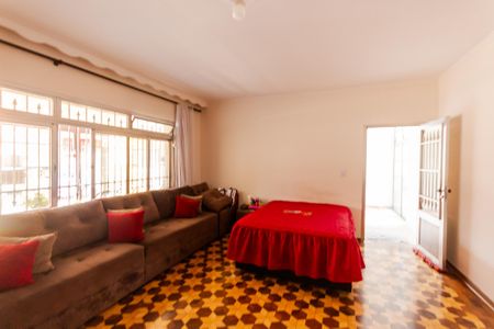 Casa à venda com 150m², 3 quartos e 1 vaga Casa à venda com 150m², 3 quartos e 1 vagaSala