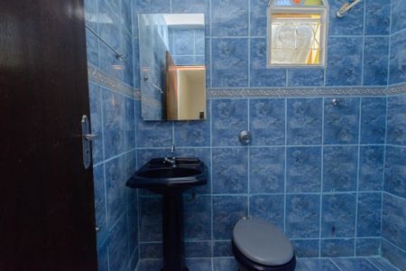 Casa para alugar com 70m², 3 quartos e 2 vagas Casa para alugar com 70m², 3 quartos e 2 vagasBanheiro Social