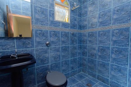 Casa para alugar com 70m², 3 quartos e 2 vagas Casa para alugar com 70m², 3 quartos e 2 vagasBanheiro Social