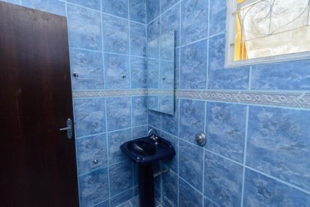 Casa para alugar com 70m², 3 quartos e 2 vagas Casa para alugar com 70m², 3 quartos e 2 vagasBanheiro Social