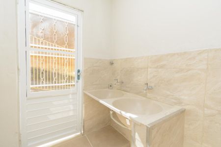 Casa para alugar com 70m², 3 quartos e 2 vagas Casa para alugar com 70m², 3 quartos e 2 vagasÁrea de Serviço