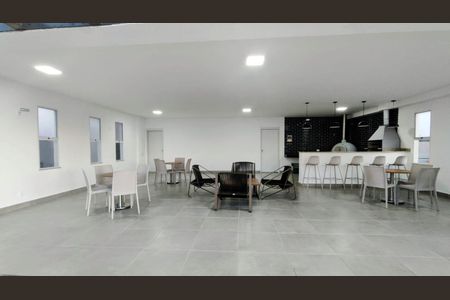 Apartamento à venda com 43m², 2 quartos e 1 vagaÁrea comum - Salão de festas