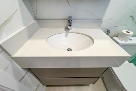 Casa à venda com 238m², 3 quartos e 6 vagasBanheiro da Suíte 3