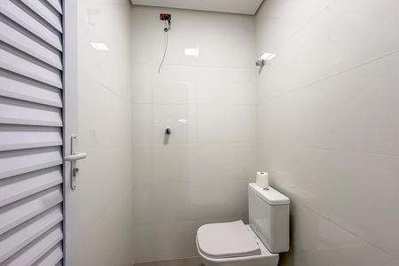 Casa à venda com 238m², 3 quartos e 6 vagasSalão