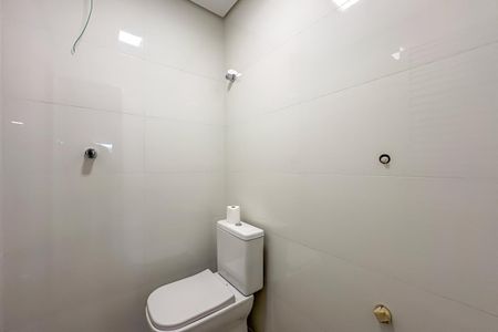 Casa à venda com 238m², 3 quartos e 6 vagasSalão