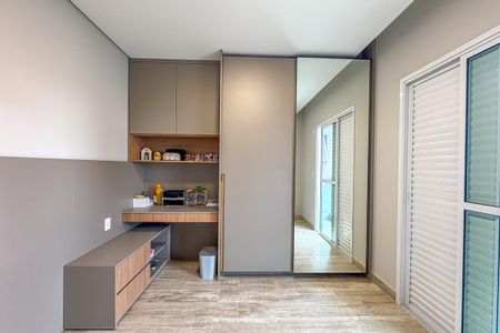 Casa à venda com 238m², 3 quartos e 6 vagasSuíte 1