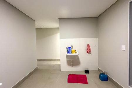 Casa à venda com 238m², 3 quartos e 6 vagasSalão