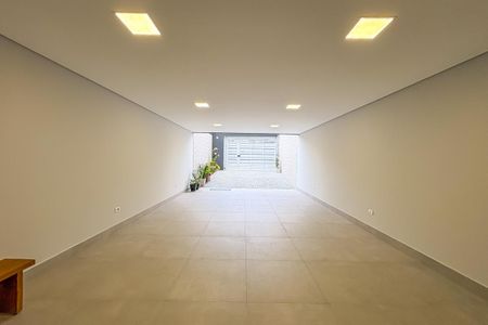 Casa à venda com 238m², 3 quartos e 6 vagasGaragem