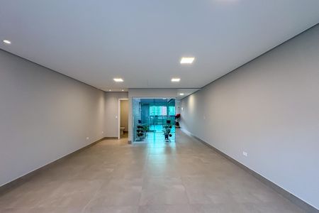 Casa à venda com 238m², 3 quartos e 6 vagasSala