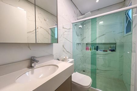 Casa à venda com 238m², 3 quartos e 6 vagasBanheiro da Suíte 3