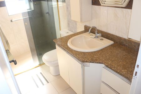 Casa para alugar com 162m², 2 quartos e sem vagaBanheiro