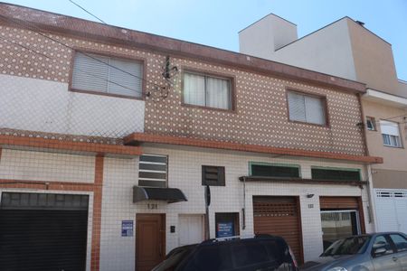 Casa para alugar com 162m², 2 quartos e sem vagaFachada