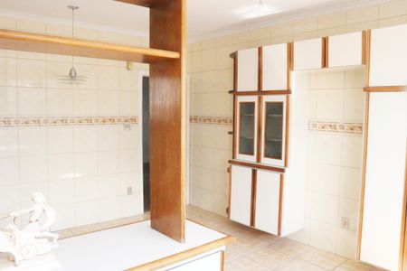 Casa para alugar com 162m², 2 quartos e sem vagaCozinha