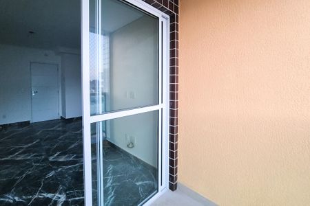 Apartamento à venda com 64m², 2 quartos e 1 vaga Apartamento à venda com 64m², 2 quartos e 1 vagaVaranda gourmet