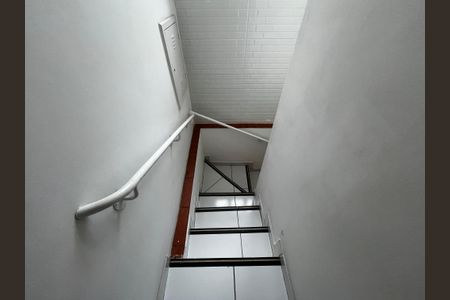 Casa para alugar com 104m², 3 quartos e 2 vagasCorredor