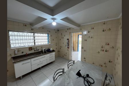 Casa para alugar com 104m², 3 quartos e 2 vagasCozinha