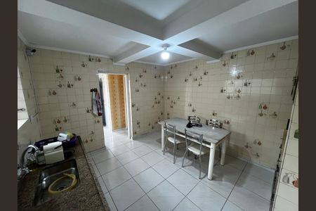 Casa para alugar com 104m², 3 quartos e 2 vagasCozinha