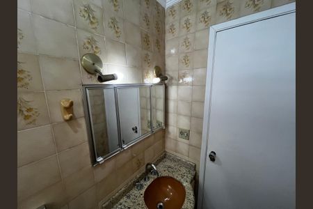 Casa para alugar com 104m², 3 quartos e 2 vagasBanheiro Social