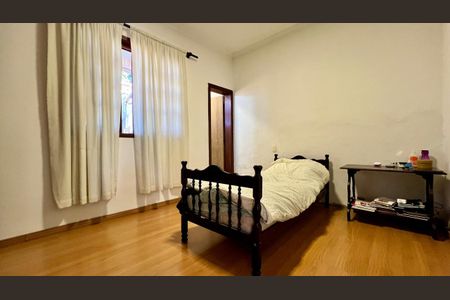 Casa à venda com 130m², 3 quartos e 3 vagas Casa à venda com 130m², 3 quartos e 3 vagasQuaro 2