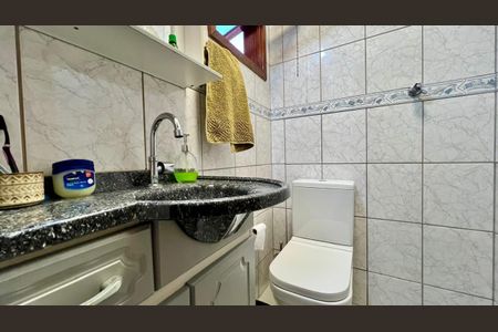 Casa à venda com 130m², 3 quartos e 3 vagas Casa à venda com 130m², 3 quartos e 3 vagasBanheiro Social