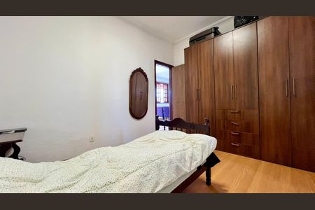 Casa à venda com 130m², 3 quartos e 3 vagas Casa à venda com 130m², 3 quartos e 3 vagasQuaro 2