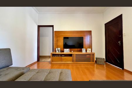 Casa à venda com 130m², 3 quartos e 3 vagas Casa à venda com 130m², 3 quartos e 3 vagasSala