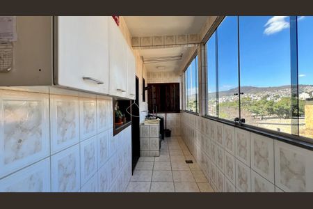 Casa à venda com 130m², 3 quartos e 3 vagas Casa à venda com 130m², 3 quartos e 3 vagasÁrea de Serviço